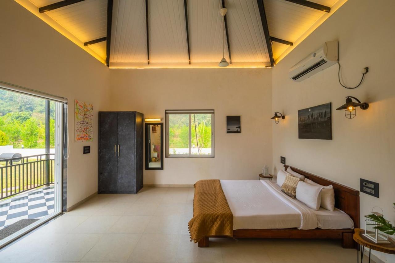 Saffronstays Turquoise Maison, Karjat Exterior foto